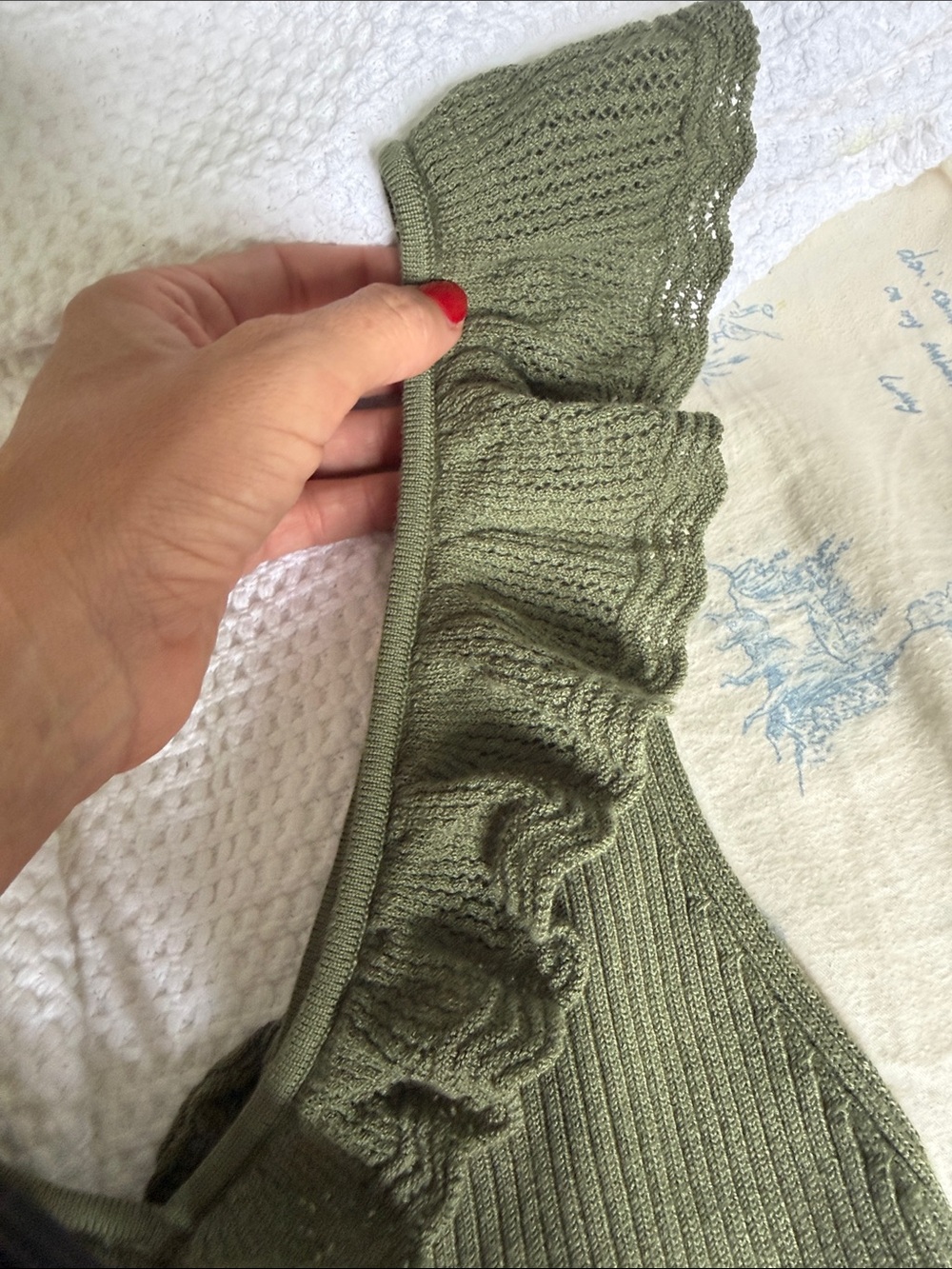 GAP Olive Ribbed V-Neck Tank with Subtle Ruffle Trim - Picture 4 of 9